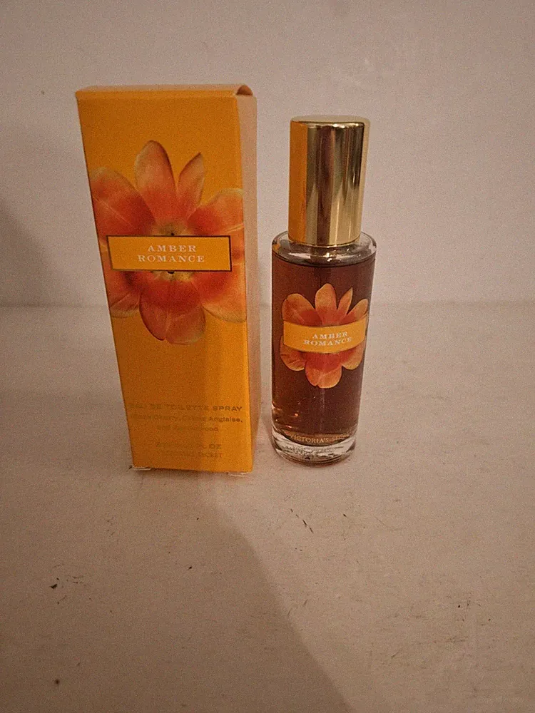 Victoria's Secret Amber Romance Eau De Toilette Perfume Spray 1 fl oz in Box