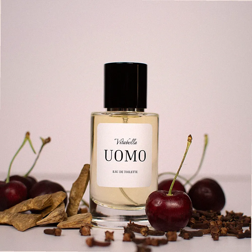 Vitabella Uomo Eau De Toilette: Men's Woody Cherry and Amber Fragrance
